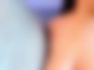 Live cam show with Melissa - Shaved on Dolls Live