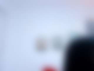 Live cam show with Melissa - Shaved on CamSodaAdn