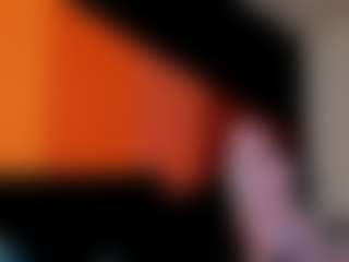 Live cam show with Melissa - Shaved on Camsoda