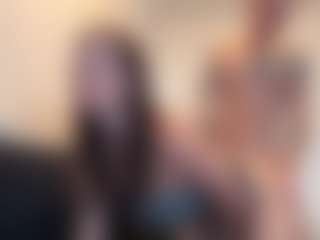Live cam show with SteamySofia - Fingering on madthumbs