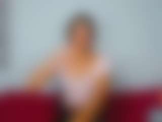 Live cam show with alexaseyyxl - Brown Eyes on Mixed Magazine Live
