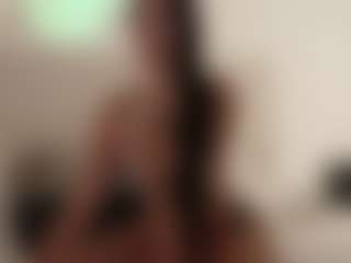 Live cam show with Nika - Athletic on Camsoda