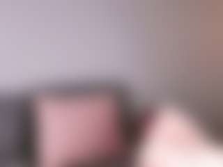 Live cam show with Sammi09 - Big Ass MILF on Camversity