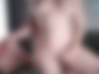 Live cam show with Samantha - White Curvy on camwithhim.com | united states