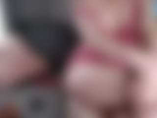 Live cam show with Samantha - Bedroom on slutload