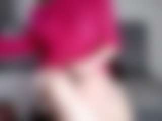 Live cam show with Samantha - Camel Toe on SinfulBabes