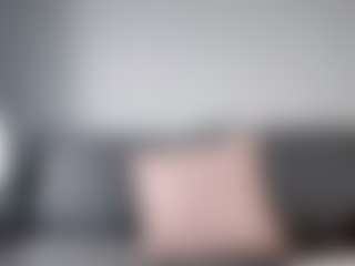 Samantha MILF webcam performer live streaming