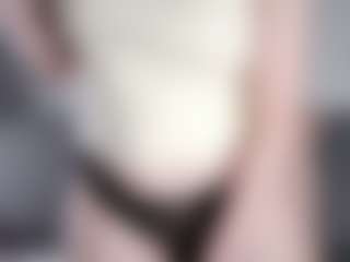 Live cam show with Samantha - White Big Ass on sexylivex.com | united states