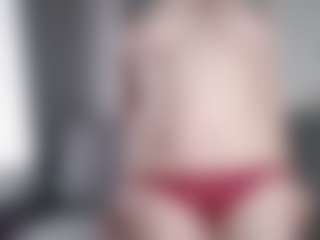 Live cam show with Samantha - Pegging on Milfs Live