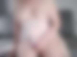 Live cam show with Samantha - Cum on Camsoda