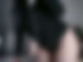 Live cam show with Samantha - Domination on Milf Play
