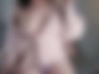 Live cam show with Samantha - Brown Eyes on pussylord.com