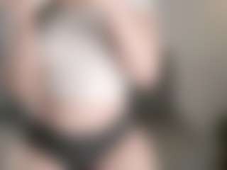 Live cam show with Samantha - Big Tits on CSO-WL