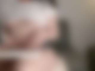 Live cam show with Samantha - Full Nudity on CSO-WL