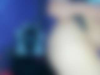 Live cam show with DaianaLutzRx - Smoking on Camsoda