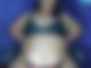 Live cam show with DaianaLutzRx - Smoking on Chatstar