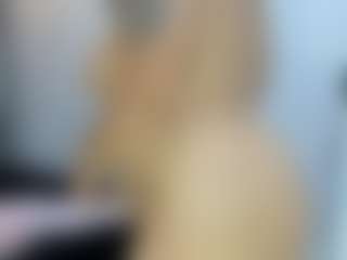 Live cam show with DaianaLutzRx - Spank on Camsoda