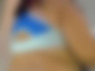 Live cam show with DaianaLutzRx - Nipple Piercings on CamClone