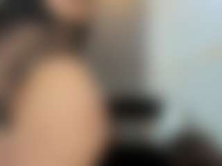 Live cam show with DaianaLutzRx - Nipple Piercings on TeamSkeetLive