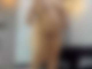 Live cam show with DaianaLutzRx - Red Hair on Camsoda