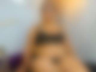 Live cam show with DaianaLutzRx - Red Hair Anal on liverealitysex.com