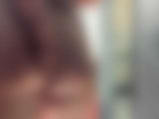 Live cam show with DaianaLutzRx - BBW on CamwithHer