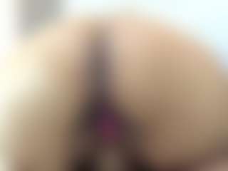 Live cam show with DaianaLutzRx - Red Hair on Camsoda