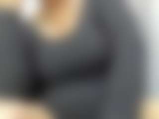 Live cam show with DaianaLutzRx - Facial Piercings on xplaylive.com