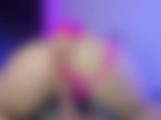 Live cam show with Pau_live - Hush on AdultVida.com