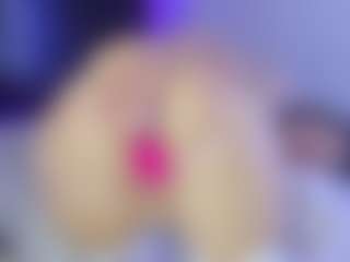 Pau_live's Live Sex Cam Show