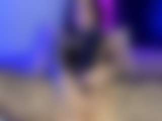 Live cam show with Pau_live - Pornstar Bedroom on Fling VIP Chat