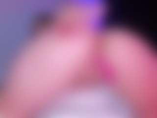 Live cam show with Pau_live - Ass Clapping on Camsoda Late Night