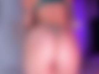 Pau_live's Live Sex Cam Show