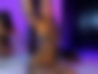 Live cam show with Pau_live - Bedroom on madthumbs