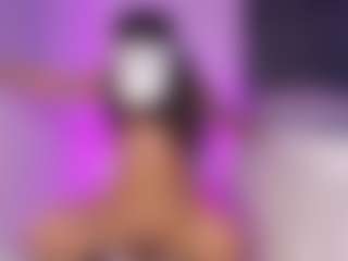 Live cam show with Pau_live - Ass Bouncing on Fling VIP Chat