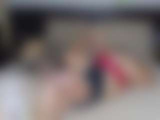 Live cam show with FluffyBeauty - Middle Aged on livesuperchat.net