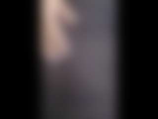 Spettacolo in cam dal vivo con FluffyBeauty - Double Penetration su Camsoda