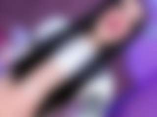 EvaaMooree's Live Sex Cam Show