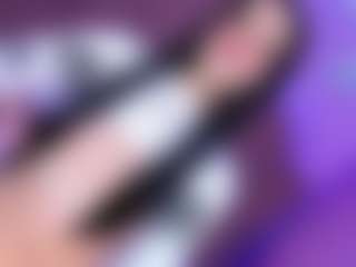 EvaaMooree's Live Sex Cam Show