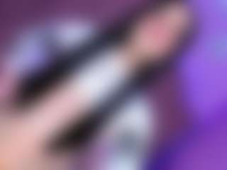 EvaaMooree's Live Sex Cam Show