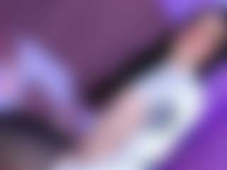 EvaaMooree's Live Sex Cam Show