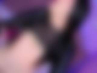EvaaMooree's Live Sex Cam Show