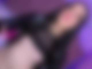 EvaaMooree's Live Sex Cam Show