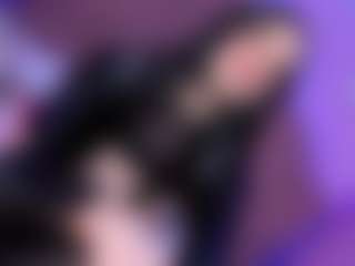 EvaaMooree's Live Sex Cam Show