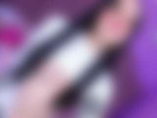 EvaaMooree's Live Sex Cam Show