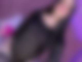 EvaaMooree's Live Sex Cam Show