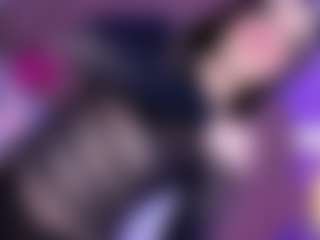 EvaaMooree's Live Sex Cam Show