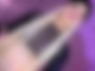 EvaaMooree's Live Sex Cam Show