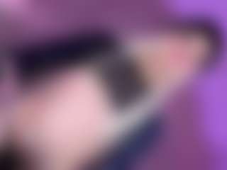 EvaaMooree's Live Sex Cam Show