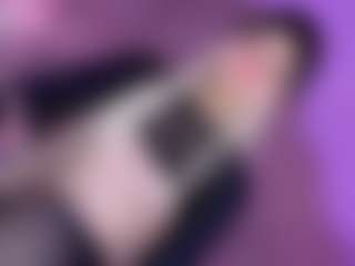 EvaaMooree's Live Sex Cam Show